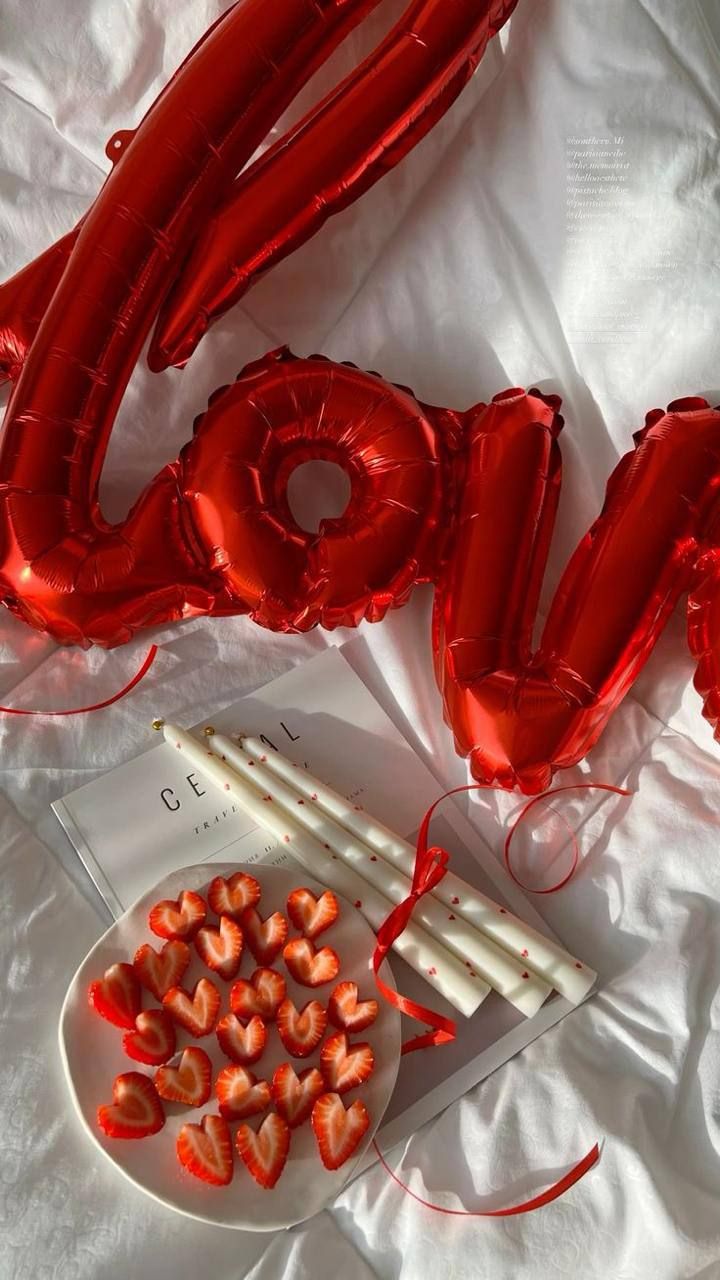 Μεγάλο κόκκινο μπαλόνι “LOVE”